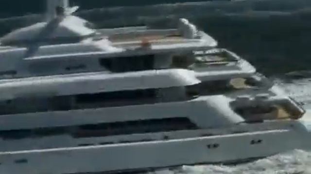 ♛ Роскошная яхта, вид с высоты птичьего полета! смотреть онлайн