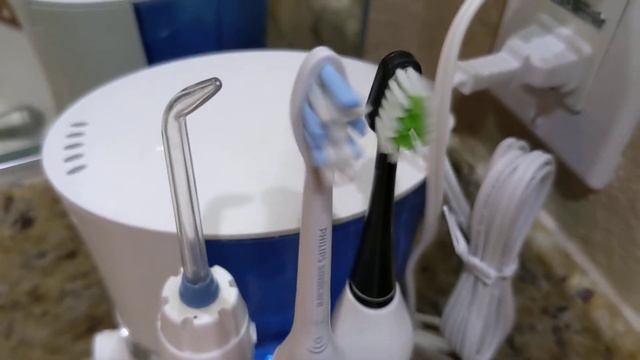Waterpik toothbrush can use Philips Sonicare charger! смотреть онлайн