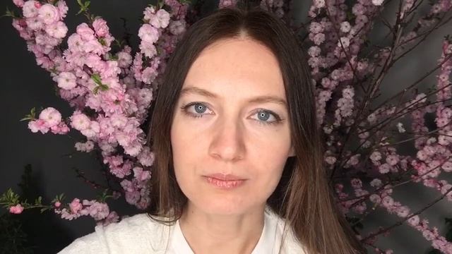 Белла Ахмадулина В тот месяц май, в тот месяц мой стихи смотреть онлайн