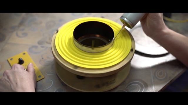 Производство профессиональных акустических систем AiRAY на заводе Coda Audio смотреть онлайн