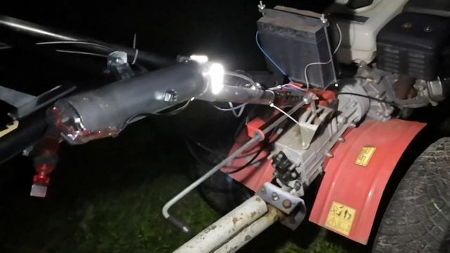 Светодиодный головной свет мотоблоку! смотреть онлайн