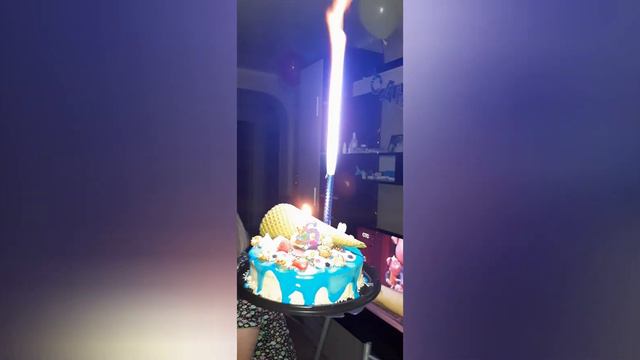 Красивый торт🎂6-лет Кирюше!!! смотреть онлайн