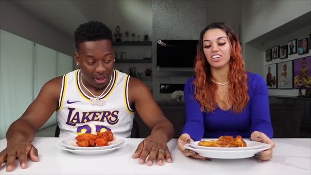 BUFFALO WILD WINGS VS WING STOP FOOD CHALLENGE!! смотреть онлайн