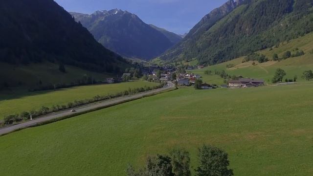 Porsche 992 Review - Driving The New 2019 Porsche 911 Carrera 4S Convertible (992-4S)