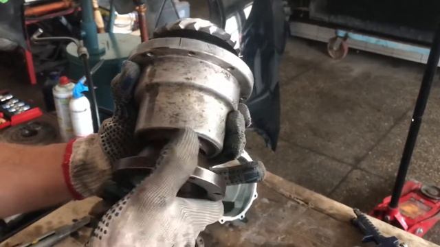 W639 дефектовка переднего редуктора смотреть онлайн