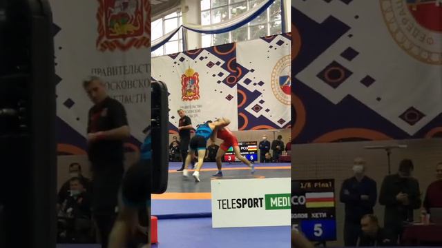 Хетик Цаболов выиграл Заурбека Сидакова смотреть онлайн