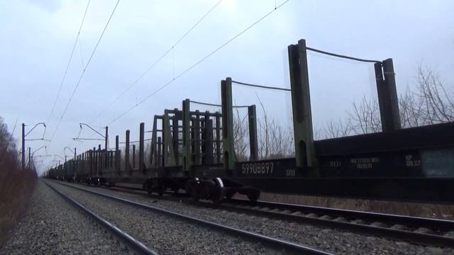 Электровоз ВЛ80Т-916 с грузовым поездом смотреть онлайн