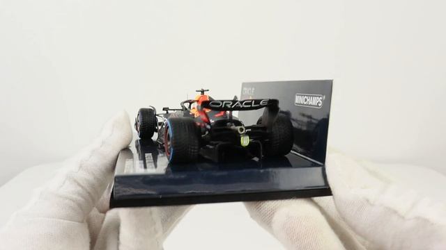 MINICHAMPS 1:43 ORACLE RED BULL RACING RB18 - MAX VERSTAPPEN - 3RD MONACO GP 2022 - W/ RAIN TYRES смотреть онлайн