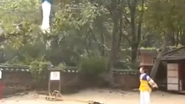 Awesome Seesaw Game! смотреть онлайн