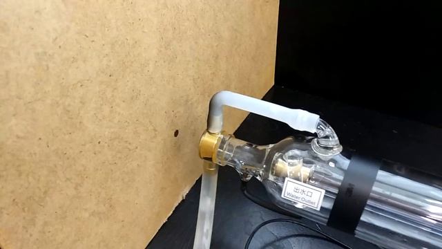 Лазерная трубка CO2 LASEA CL-1200 60-70 Вт смотреть онлайн