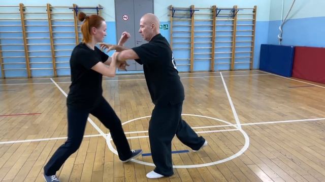 Ицюань Мурманск / Стажировка С.Кобелева, В.Короткова / Обучение Туйшоу (7.03.22) #6 смотреть онлайн