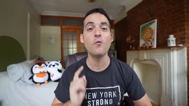 25 ESSENTIAL New York City Tips in 10 Minutes! смотреть онлайн