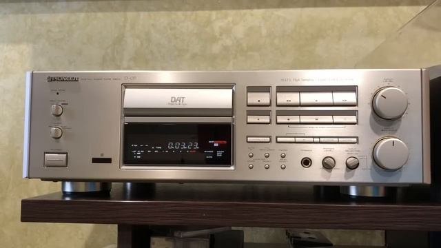 DAT магнитофоны и Pioneer D-07 смотреть онлайн