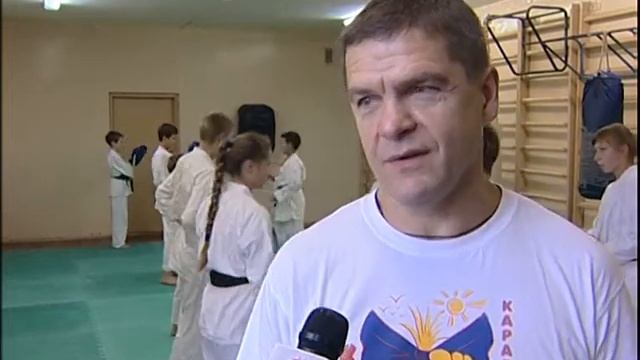 Каратисты-чемпионы смотреть онлайн