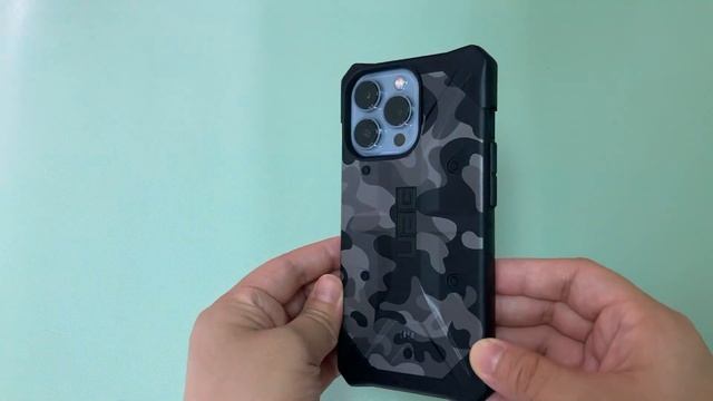 UAG Pathfinder Case (Camo)- IP 13 Pro смотреть онлайн