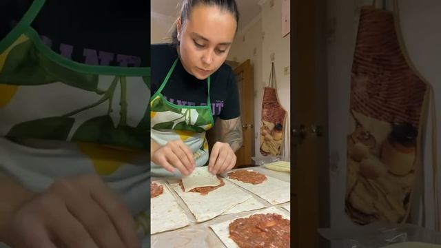 Просто и быстро #еда #готовка #чебуреки #чебурек #рецепты #ставрополь #закуски #ставрополье смотреть онлайн