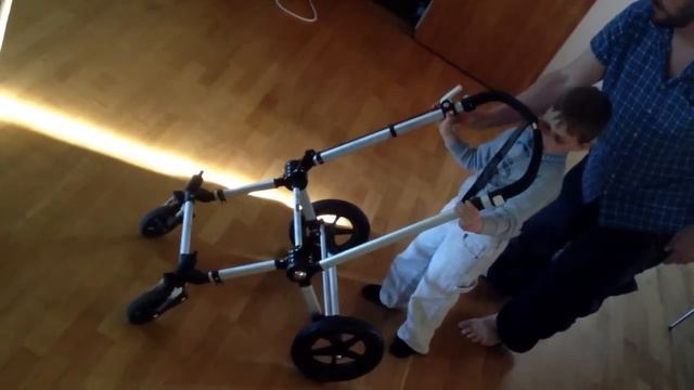 How to fold Bugaboo Cameleon :) смотреть онлайн
