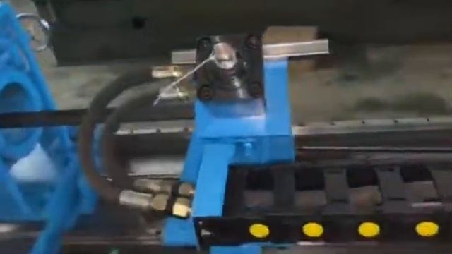 60*27:28*27 Galvanized Steel Profile For Ceiling System Cd Ud Profile Roll Forming Machine смотреть онлайн