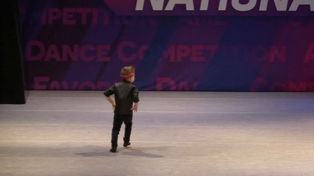 Cort "Bad to the Bone" 2017 Solo смотреть онлайн
