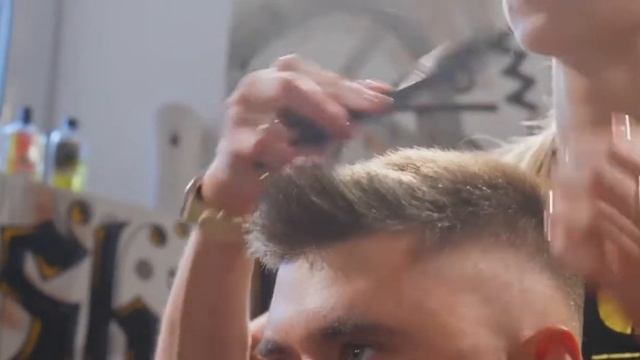 BARBERSHOP ‘99 «Мужские стрижки женскими руками» смотреть онлайн