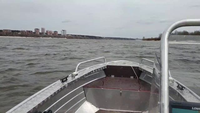 Wyatboat 390C ....по волне...