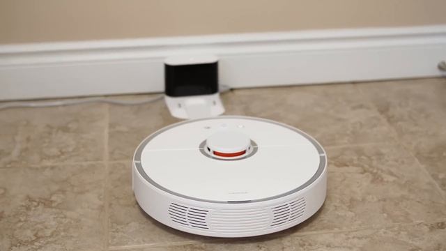 Roborock S5 Robotic Vacuum Cleaner - After 6 Months Review смотреть онлайн