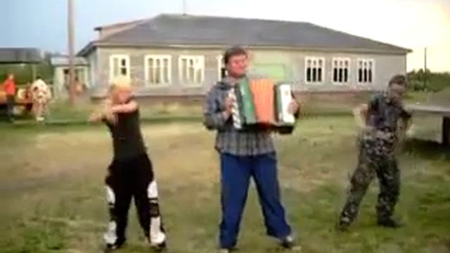 Деревенский рейв смотреть онлайн