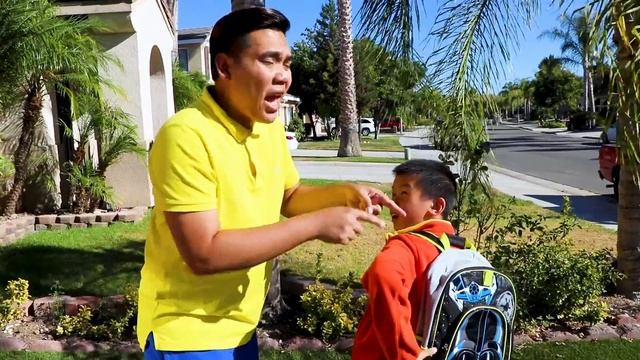 Put On Your Shoes Let’s Go Song | Emma Clothing Sing-Along Nursery Rhymes Kids Song смотреть онлайн