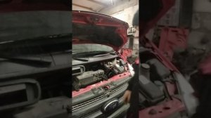 Стук в двигатель Форд Транзит 2.2 2012 года.