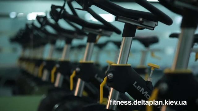 Advertising for fitness club смотреть онлайн