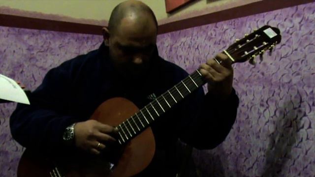 SERGIO K. "TESTING BRAND NEW 1.000$ ALHAMBRA GUITAR" смотреть онлайн