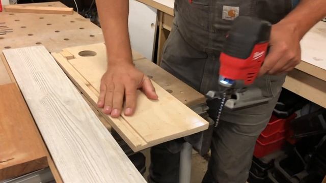 Great for small spaces but... Milwaukee M12 Jig Saw Review смотреть онлайн