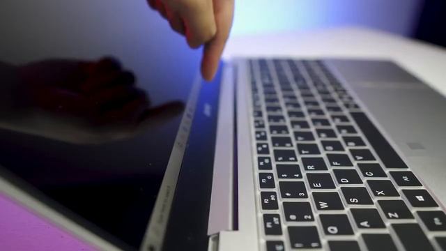 DERE V9 MAX 1920*1080 Display Laptop смотреть онлайн