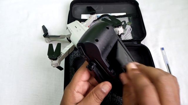 DRONE E88 PRO COMPRANDO NA CHOPEE VEJA SÓ O QUE VEIO, PRESTE MUITA ATENÇÃO QUANDO VC FOR COMPRAR. смотреть онлайн