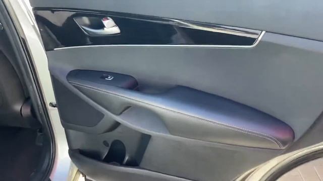 2018 Kia Sorento Si смотреть онлайн