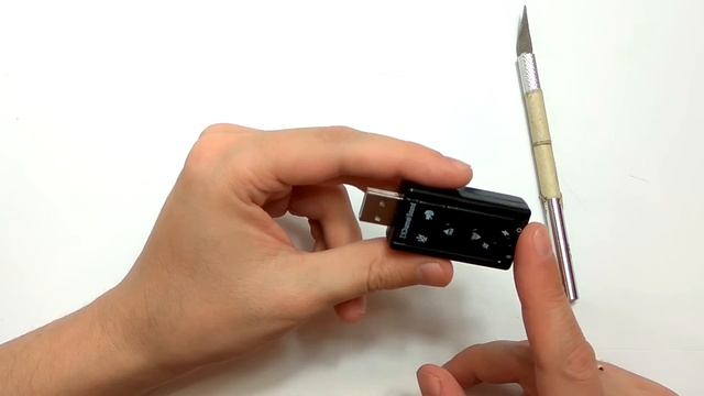 Не дорогая и хорошая Внешняя Звуковая карта смотреть онлайн