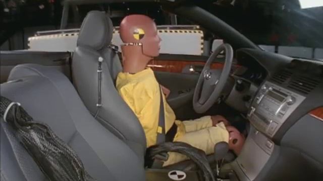 2007 Toyota Camry Solara Side IIHS Crash Test