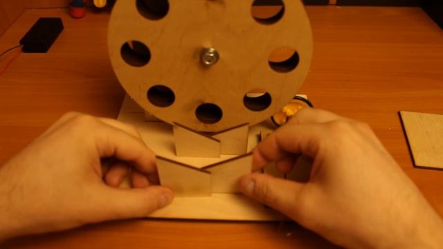 ЗАМКНУТАЯ СИСТЕМА КОНЕЧНОГО ЦИКЛА КАЧЕНИЯ ШАРИКОВ смотреть онлайн