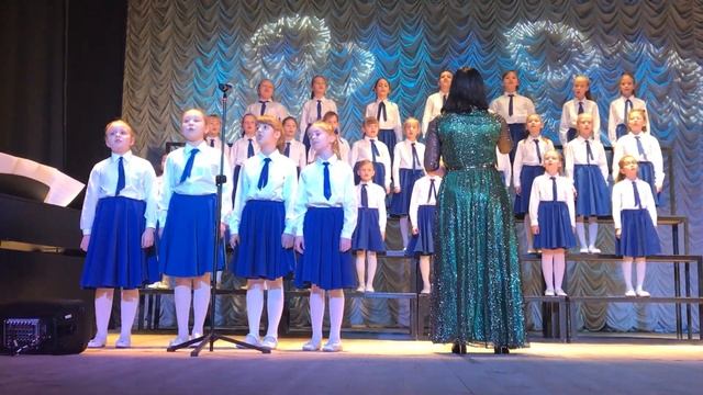 Все начинается со школьного звонка смотреть онлайн