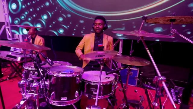 PRAISE TEAM TAG FOREST YA KWANZA - YESU NI BABA FT MISSION BAND смотреть онлайн