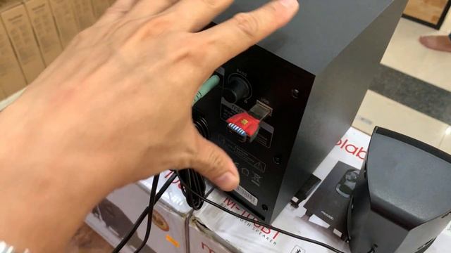 Microlab M-108 2.1 và Microlab M-108BT 2.1 âm thanh hay giá rẻ смотреть онлайн