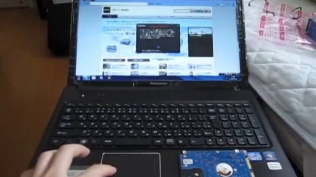 Lenovo G570 SSD換装時動画 смотреть онлайн