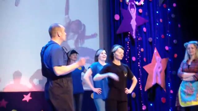 Юбилей танцевального ансамбля Тагридис. Ответветное слово родителей. смотреть онлайн