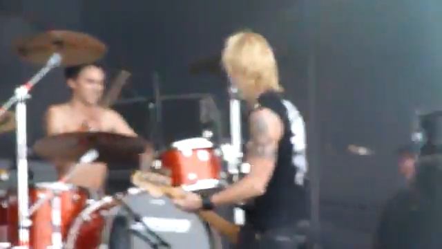 It's So Easy - Duff Mckagan LOADED - SWU 2011 смотреть онлайн