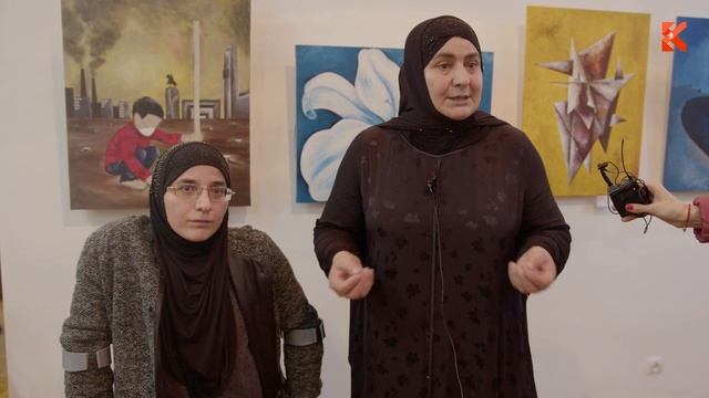 В Кыргызстане проходит первая выставка работ мусульманских женщин смотреть онлайн