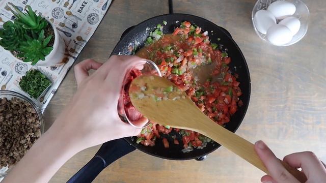 Easy Breakfast Shakshuka! ~Tasty & Quick Recipes смотреть онлайн