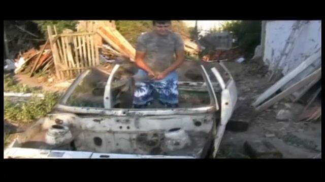 топором рубят машину смотреть онлайн