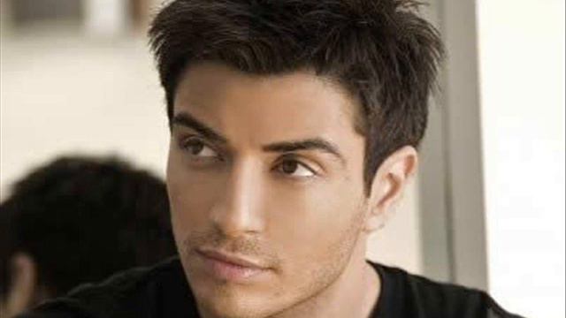 Gia Sena Mono - Konstantinos Galanos new song 2012 смотреть онлайн