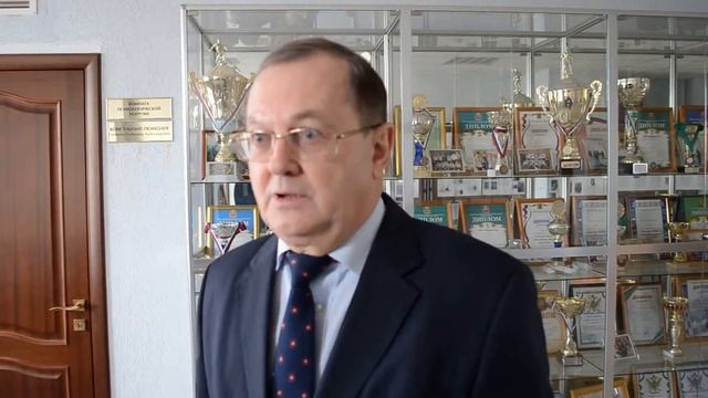 Председатель Липецкого областного суда о школьной медиации смотреть онлайн