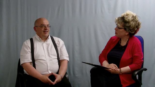 Ukulele player RICK chats to Tanya смотреть онлайн